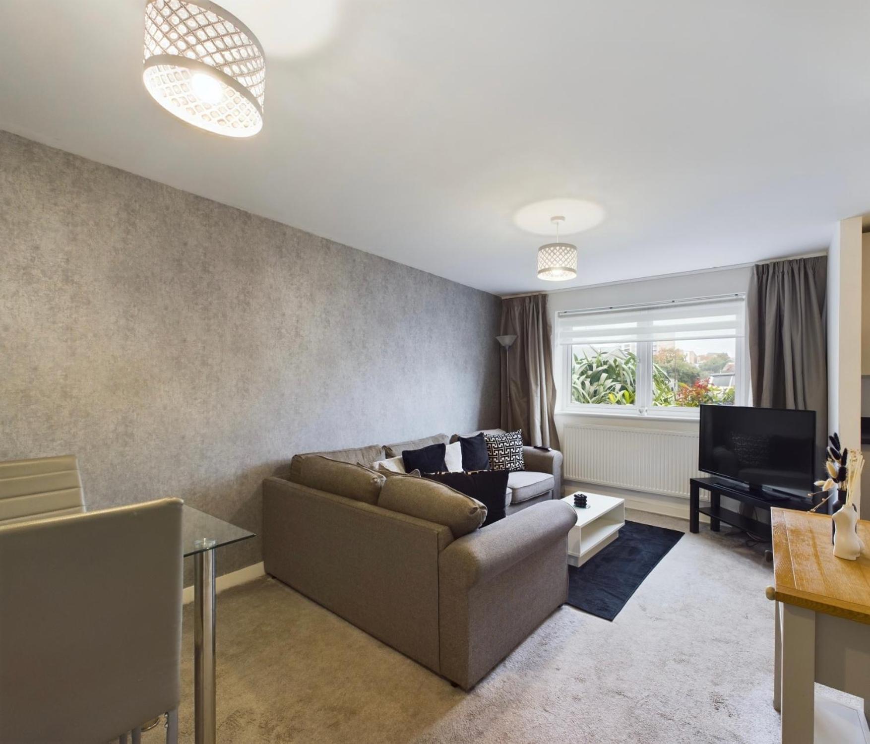 Modern 2 Bed City Apartment With Private Parking Swansea Exterior foto