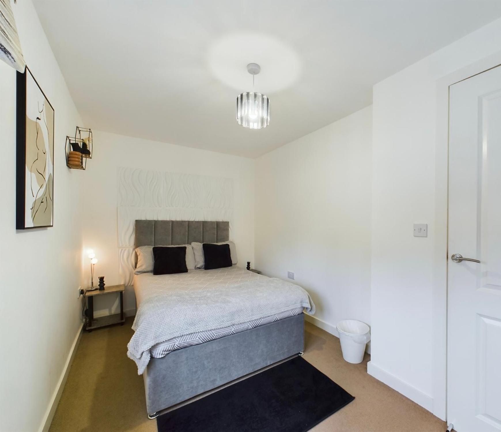 Modern 2 Bed City Apartment With Private Parking Swansea Exterior foto